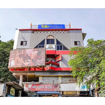 Fabexpress Sai Lodging I - Nr Nashik Railway Station Экстерьер фото