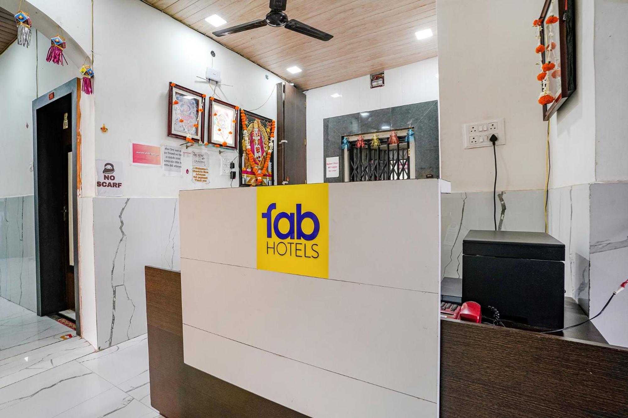 Fabexpress Sai Lodging I - Nr Nashik Railway Station Экстерьер фото
